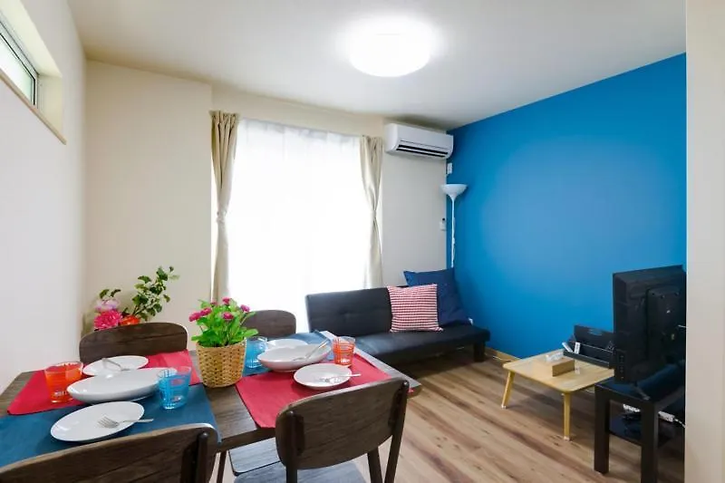מלון אוסקה Tsuru House 2*,  יפן