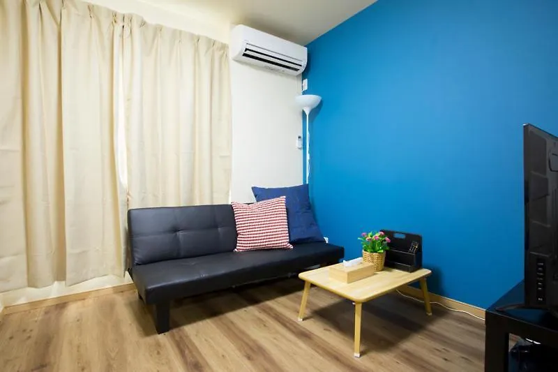 Tsuru House Hotel Osaka 2*,