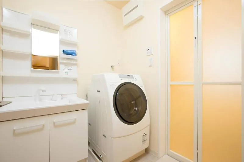 ** Guest house Tsuru House Hotel Osaka Japan