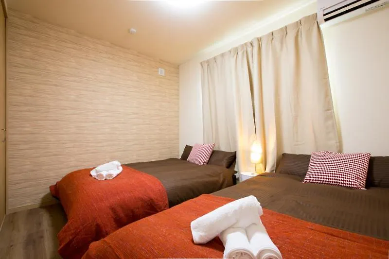 Tsuru House Hotel Osaka Guest house